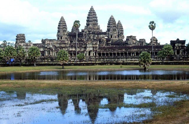 The challenges in translating Khmer language